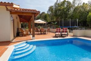 Villa CASA DO ZELO - Large private holiday villa Rua do Pinheiro 423 3240-687 Ancião Région Centre