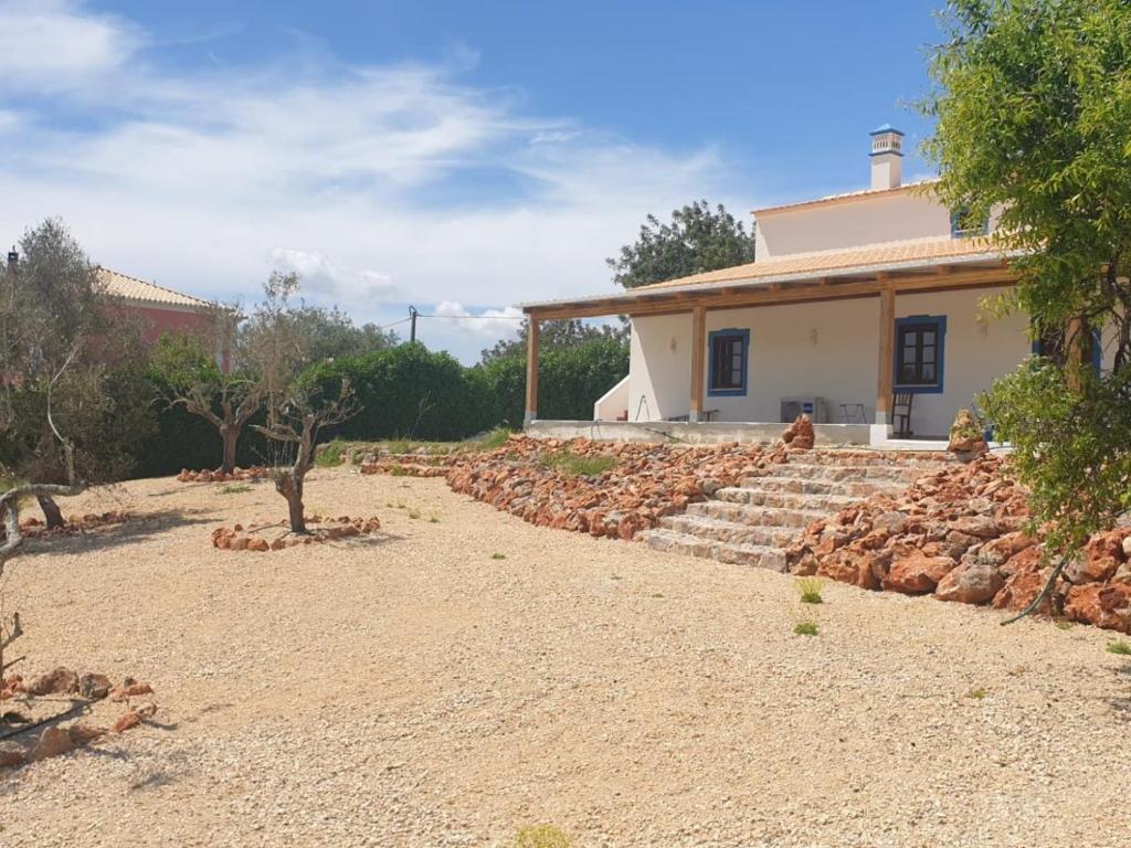 Villa Casa dos medronheiros - Propriedade Rural Silves Cumeada de baixos/n 8300-010 Silves