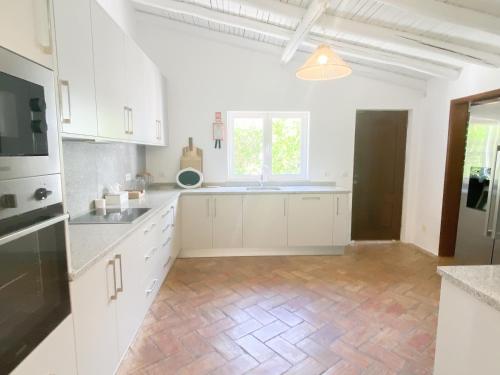 Casa Madeira - Moradia espaçosa com piscina, um paraíso para as famílias