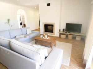 Casa Madeira - Moradia espaçosa com piscina, um paraíso para as famílias