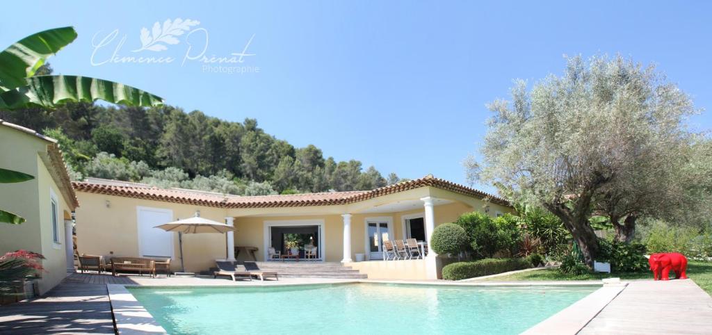 Villa Villa Casalive 1565 chemin sainte christine, 83210 Solliès-Pont