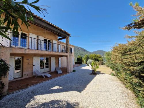 Villa Cavalaire-sur-Mer, 7 pièces, 12 personnes - FR-1-100-292 Cavalaire-sur-Mer france