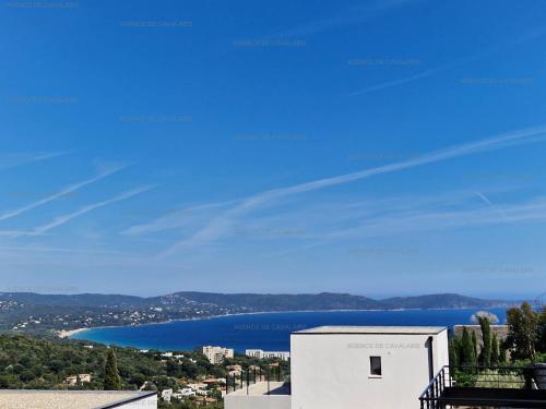 Villa Villa Cavalaire-sur-Mer, 7 pièces, 12 personnes - FR-1-100-292 100 allée des Tropiques Cavalaire-sur-Mer