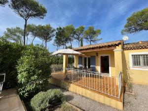 Charmante Villa avec piscine et terrain de pétanque