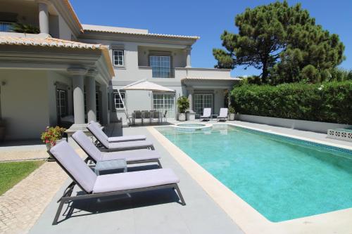 Charming Exceptional Golf Villa in Algarve