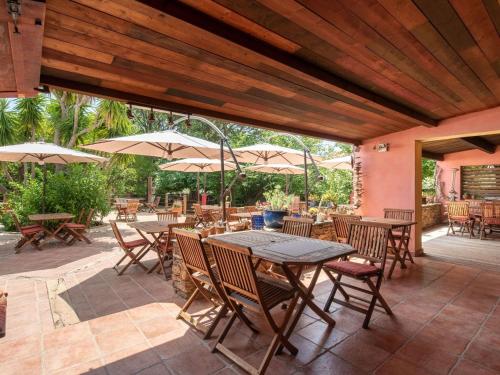 Charming Villa in Poggio Mezzana on the Beachside