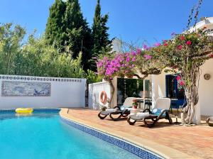 Charming Villa with Heated Pool near Sandy Beach, Hiking, Golf and Wineries