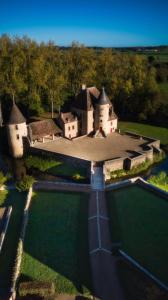 Villa Chateau d'Anizy Château d'Anizy 58290 Limanton Bourgogne