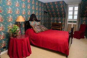 Chateau d'Echenevex - Luxury Escape near Geneva