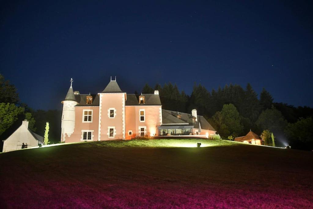 Villa Chateau de Vau Rozet Le Vau Rozet Domaine de Vau Rozet 37340 Continvoir