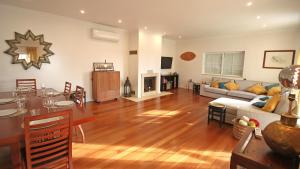 Chill & Bond House, Alvor