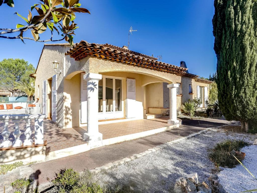 Villa Villa Chopin , 83520 La Bouverie