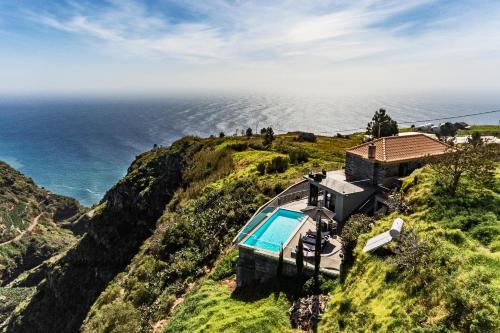 Villa Clementina | Cliffs&Ocean | Heated Pool Prazeres portugal