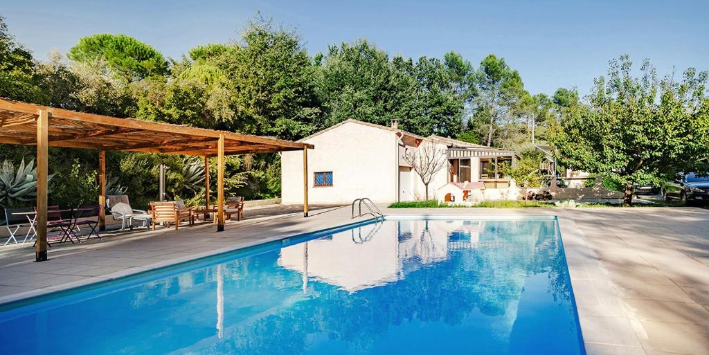 Villa Villa climatisée avec piscine 483, Chemin des Tubières Bagnols en Forêt, 83600 Bagnols-en-Forêt