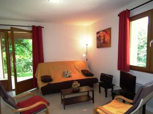Comfortable house with terrace in south Dordogne