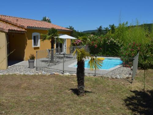 Comfortable villa with private swimming pool and close to the Ard che River