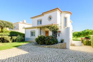 CoolHouses Algarve Lagos, contemporary stylish 4 bed villa, private pool, golf course view, The White House