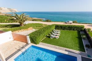 Villa CoolHouses Algarve Luz, Ocean front 4 Bed house w/ pool, Casa da Pipa Rua António Cândido Lote 7, Casa da Pipa 8600-214 Luz Algarve