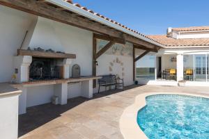 COR4 Spacieuse villa, piscine privative Vue mer SAINT PIERRE LA MER