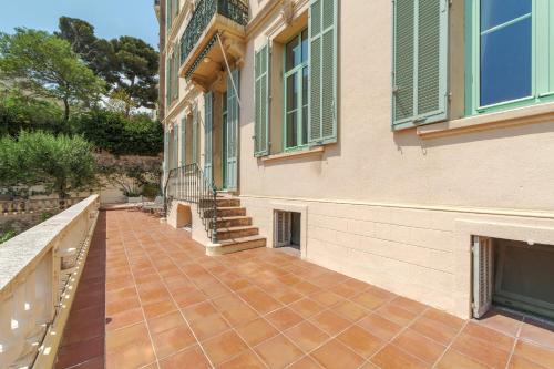 Appartement VILLA CORBELLE 31 Rue Louis Blanc Cannes