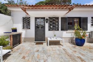 Villa Cottage Sete Mares R. Moniz da Maia 7 2705-326 Colares -1