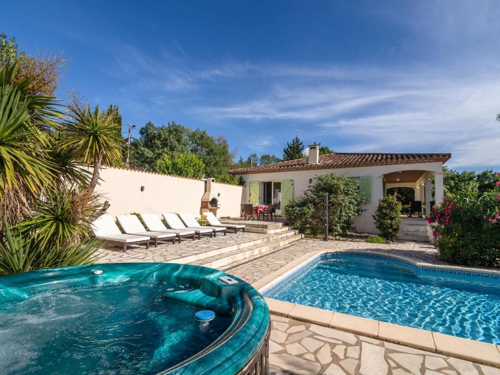 Cozy Villa in F lines Minervois with Private Pool , F-34210 Félines-Minervois