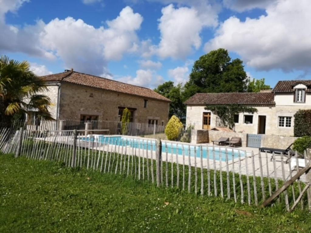 Villa Villa de 2 chambres avec piscine privee jardin amenage et wifi a Sigoules Les Terrasses, 24240 Sigoulès