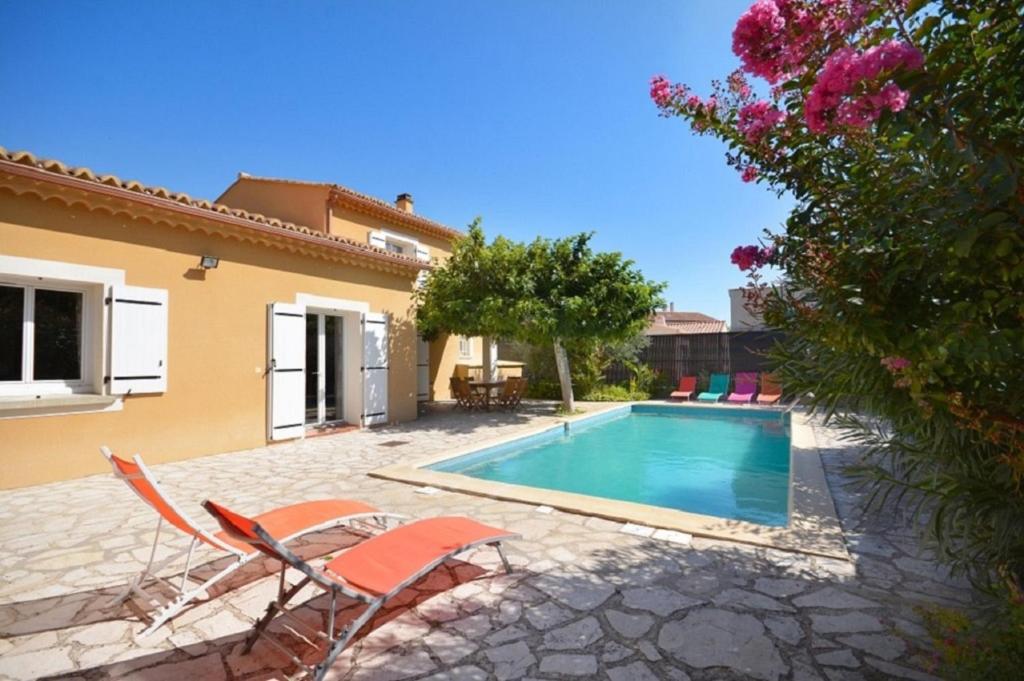 Villa Villa de 3 chambres avec piscine privee jardin clos et wifi a Saint Didier 239 Route de Pernes, 84210 Saint-Didier