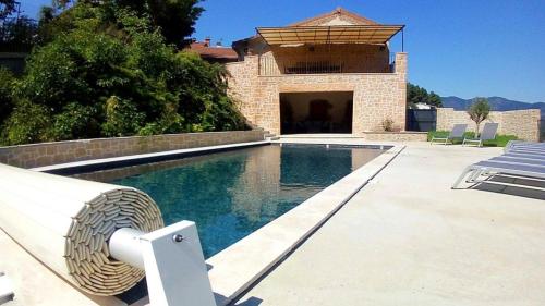 Villa Villa de 4 chambres avec piscine privee jacuzzi et jardin clos a Prades 320 Les Mazes Prades