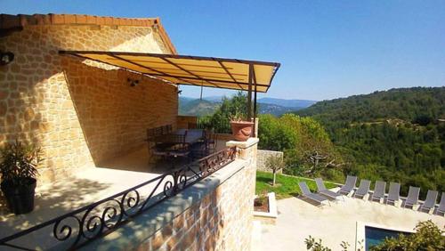 Villa de 4 chambres avec piscine privee jacuzzi et jardin clos a Prades Prades france