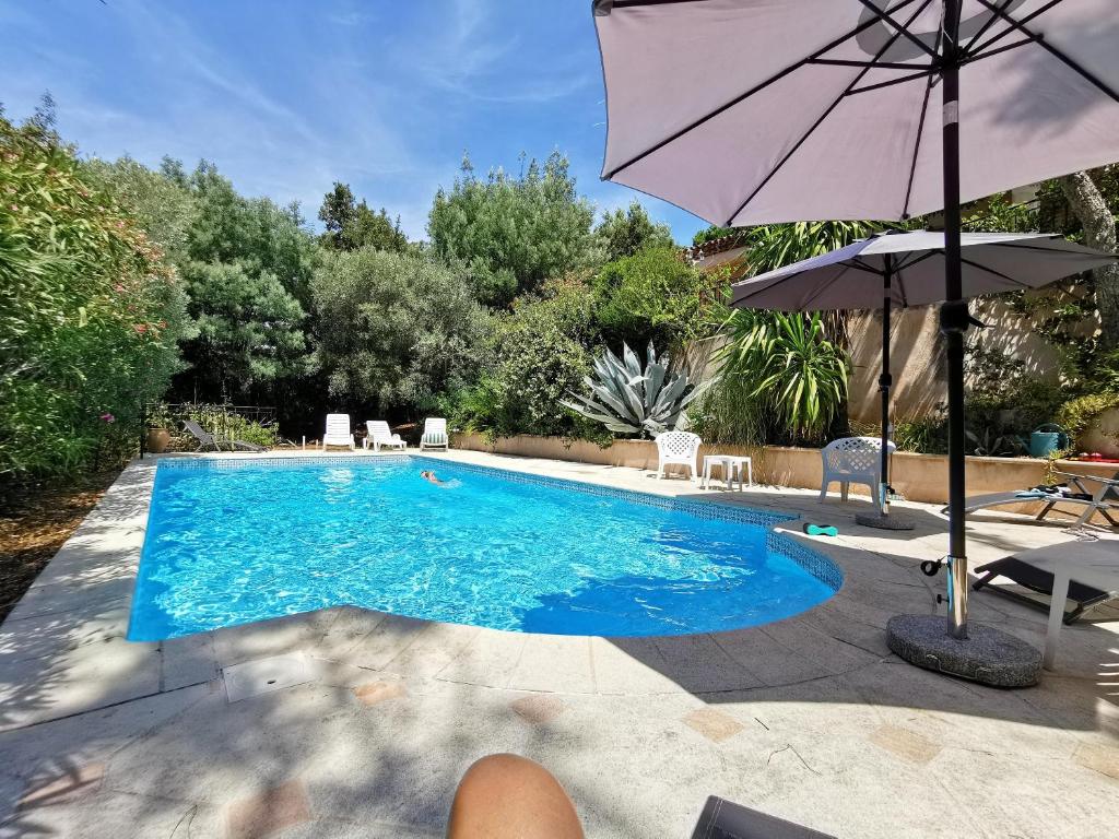 Villa Villa de 4 chambres avec piscine privee jardin clos et wifi a La Croix Valmer a 2 km de la plage 1669 Route de Ramatuelle, 83420 La Croix-Valmer