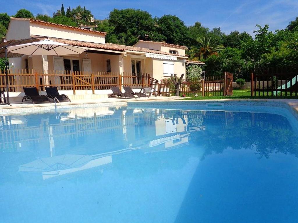 Villa Villa de 4 chambres avec piscine privee terrasse amenagee et wifi a La Gaude a 8 km de la plage 475 Chemin des Combes, 06610 La Gaude