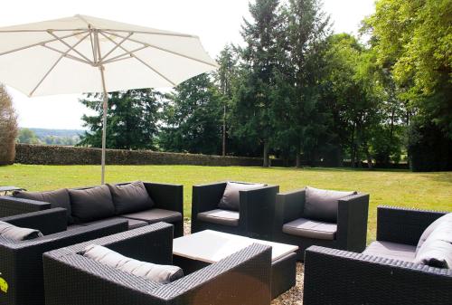 Villa de 9 chambres avec piscine privee jardin clos et wifi a Volesvres Volesvres france