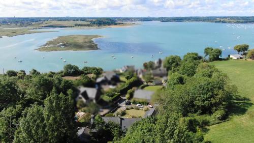 Villa de l'impasse des Templiers La Ville-ès-Nonais france