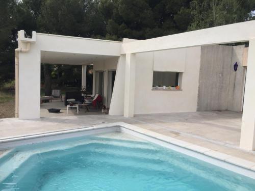 Villa de la gare Montbazin france