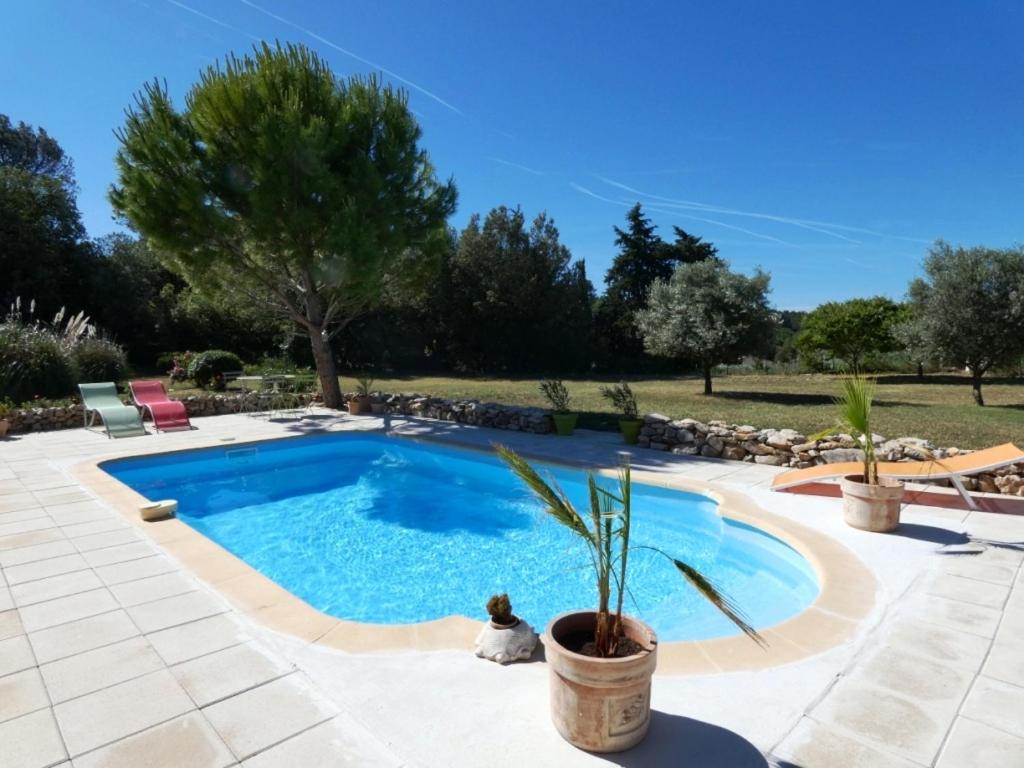 Villa Villa de plain pied avec BBQ et piscine 740 Route de Saint-Cassien, 83670 Tavernes