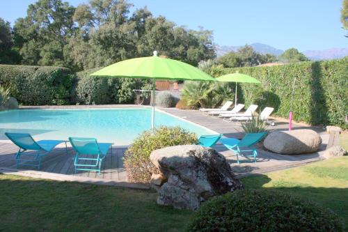 Villa Villa de standing 14 personnes piscine plage 5min le paradis Grazzoso Sainte-Lucie-de-Porto-Vecchio