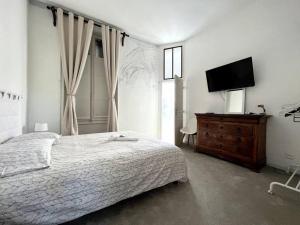 Villa DEMEURE DU PARC 16 Faubourg Saint-Nicolas 89500 Villeneuve-sur-Yonne Bourgogne