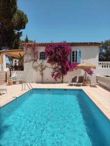 Villa Domaine l'Oiseau Bleu 140 Avenue du Débarquement 83120 Sainte-Maxime Provence-Alpes-Côte d\'Azur