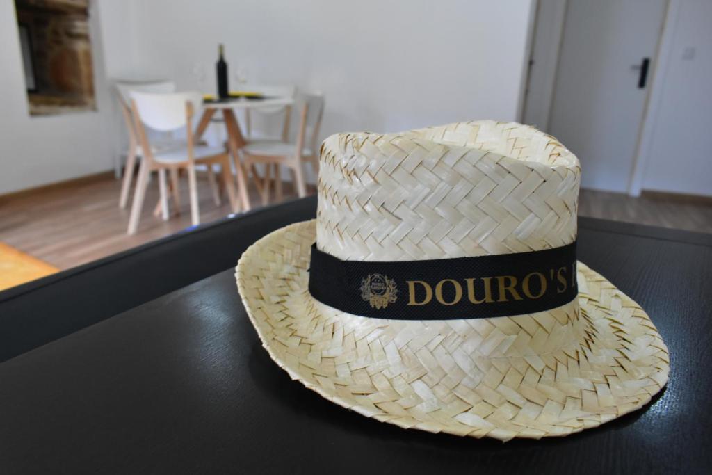 Douro Feels Like Home Rua de Dom Manuel I, 5110-322 Fontelo
