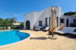 Villa Dunas Douradas Beach Villa Rua Vasco da Gama 540 8135-107 Benfarras Algarve