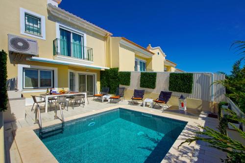 Eagle Eye Villa