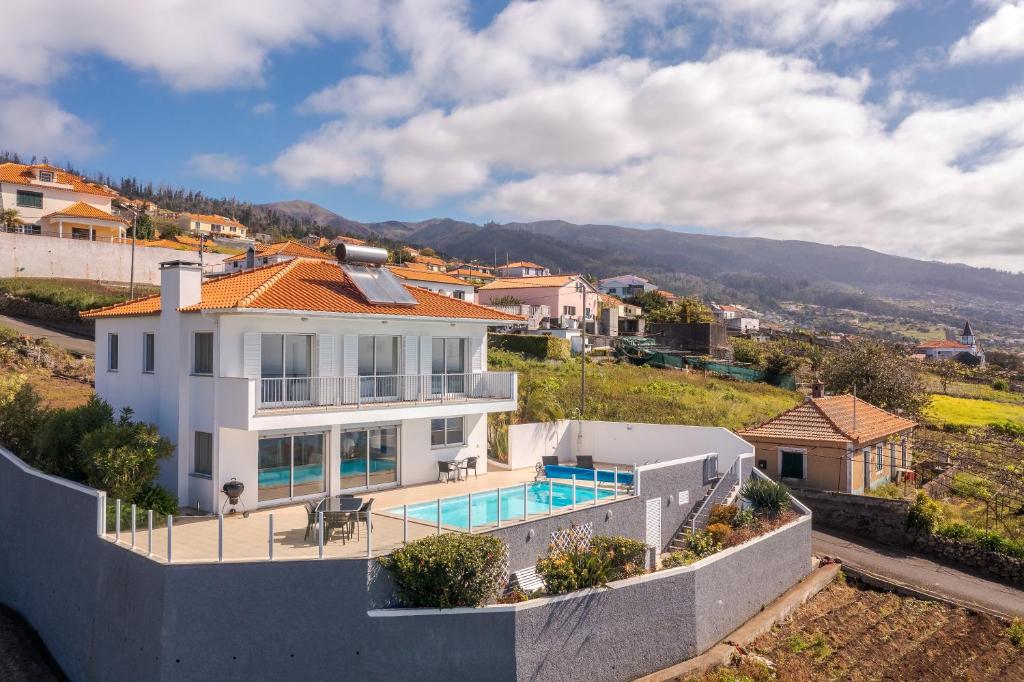 Villa Villa ElDoMar Caminho Girão de Cá, N 61, 9370-256 Estreito da Calheta