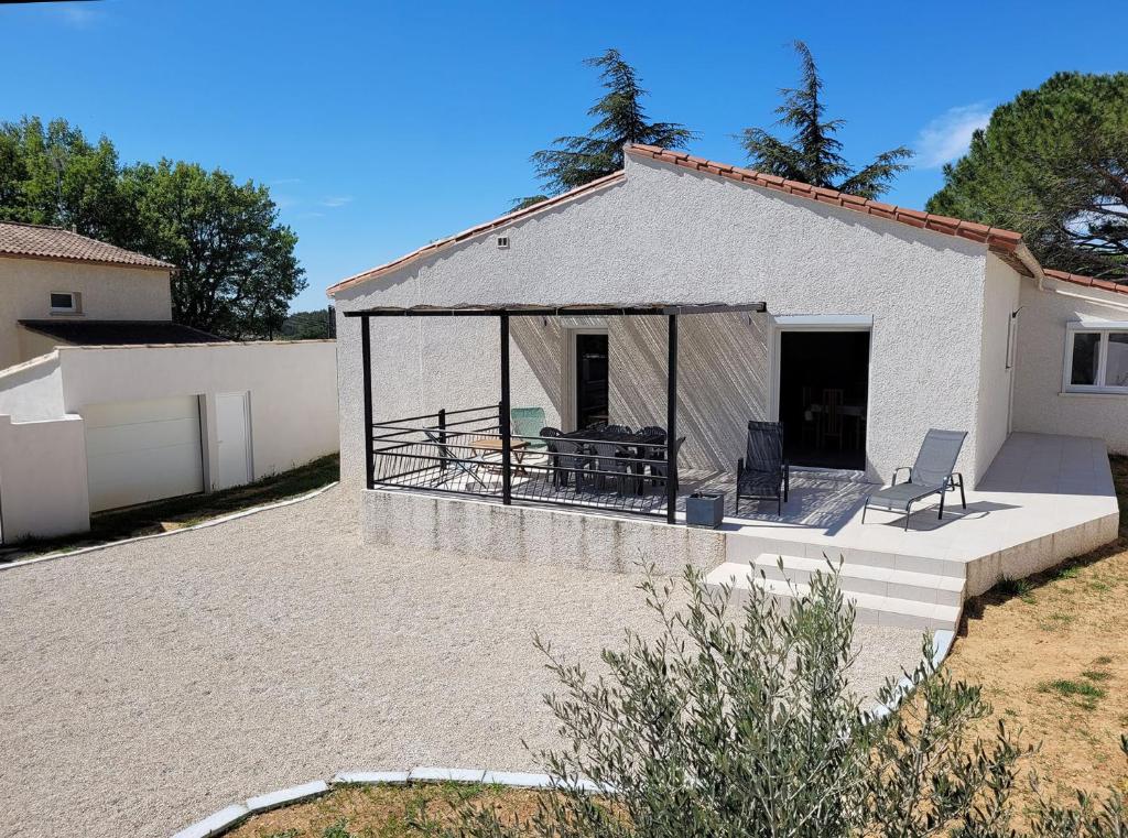 Villa Villa entière de 145m² calme en petite Camargue 60 Impasse du Roc des Camps, 30640 Beauvoisin