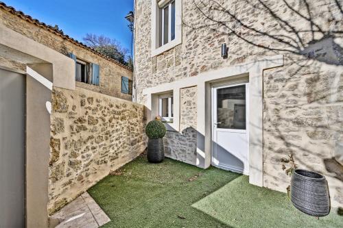 Envoutement Provençal, Maison en pierre romantique