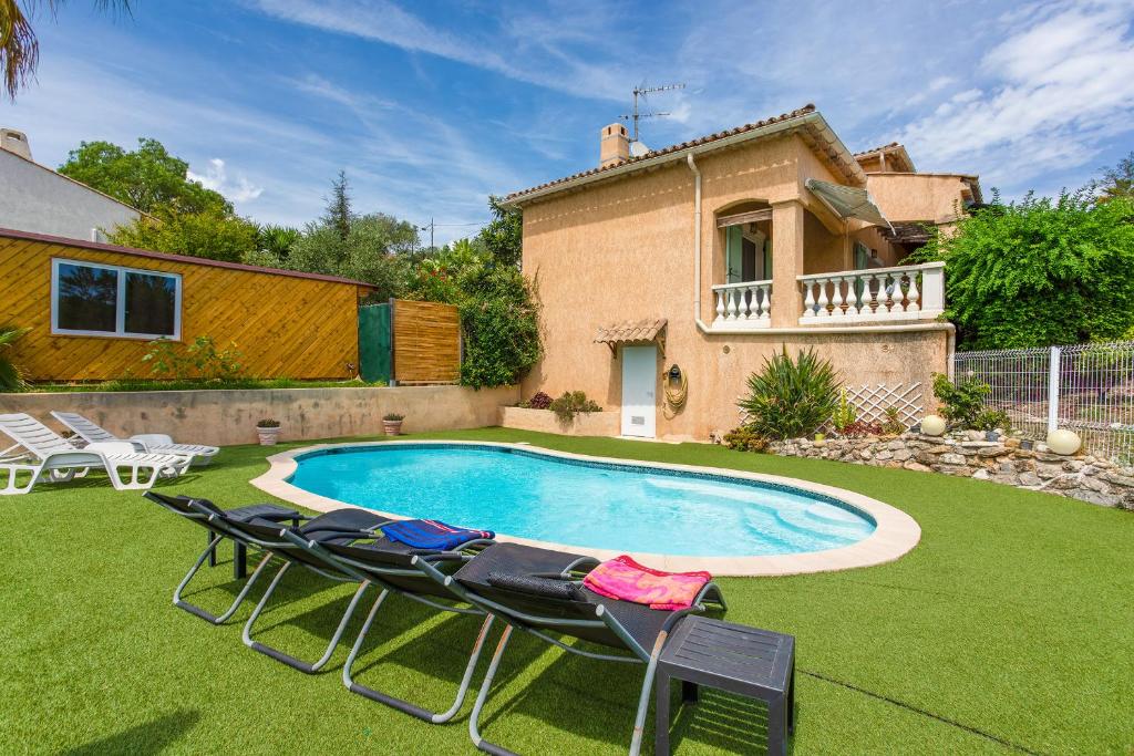 Villa Villa Escalinada VI4310 By Riviera Holiday Homes du petit Pessicart, 49, 06100 Nice