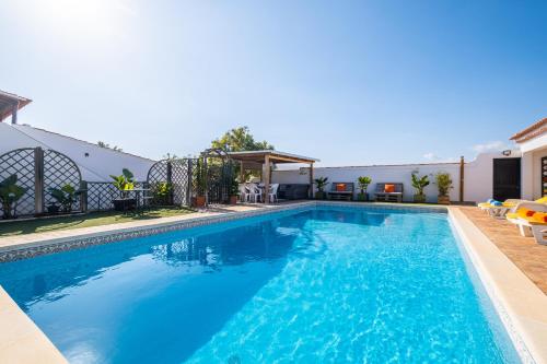 Villa Villa Estrelícia - Pool - Free wi-fi - New in Booking Estrada de Vale Judeu Piso 1 Loulé