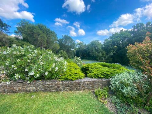 Villa exceptionnelle avec piscine et tennis Les Plans france