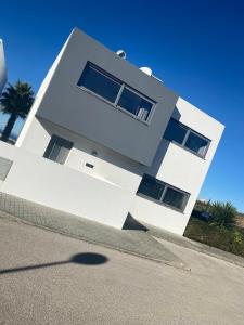 Exclusieve Villa met zeezicht en privézwembad in Atalaia 'Villa Salvatore'