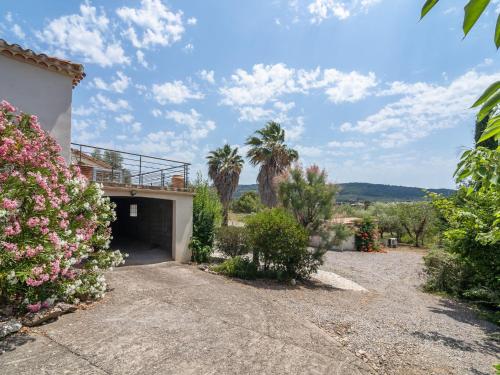 Exquisite Villa in Beaufort with Swimming Pool